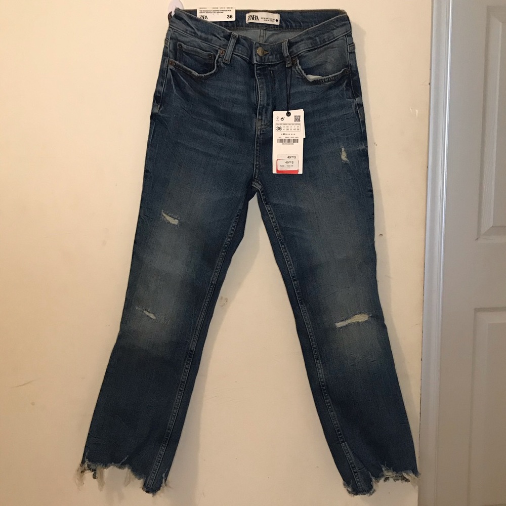 ZARA Cropped Straight Leg Jeans